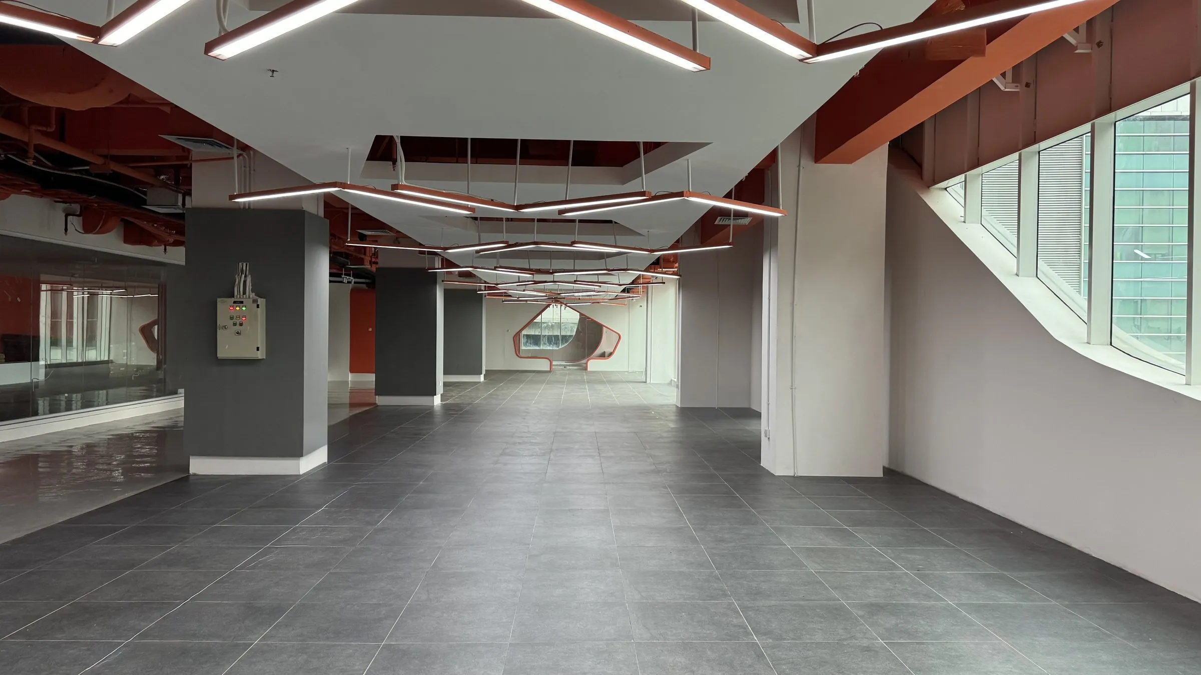 Open area — F-Commerce Extended Office