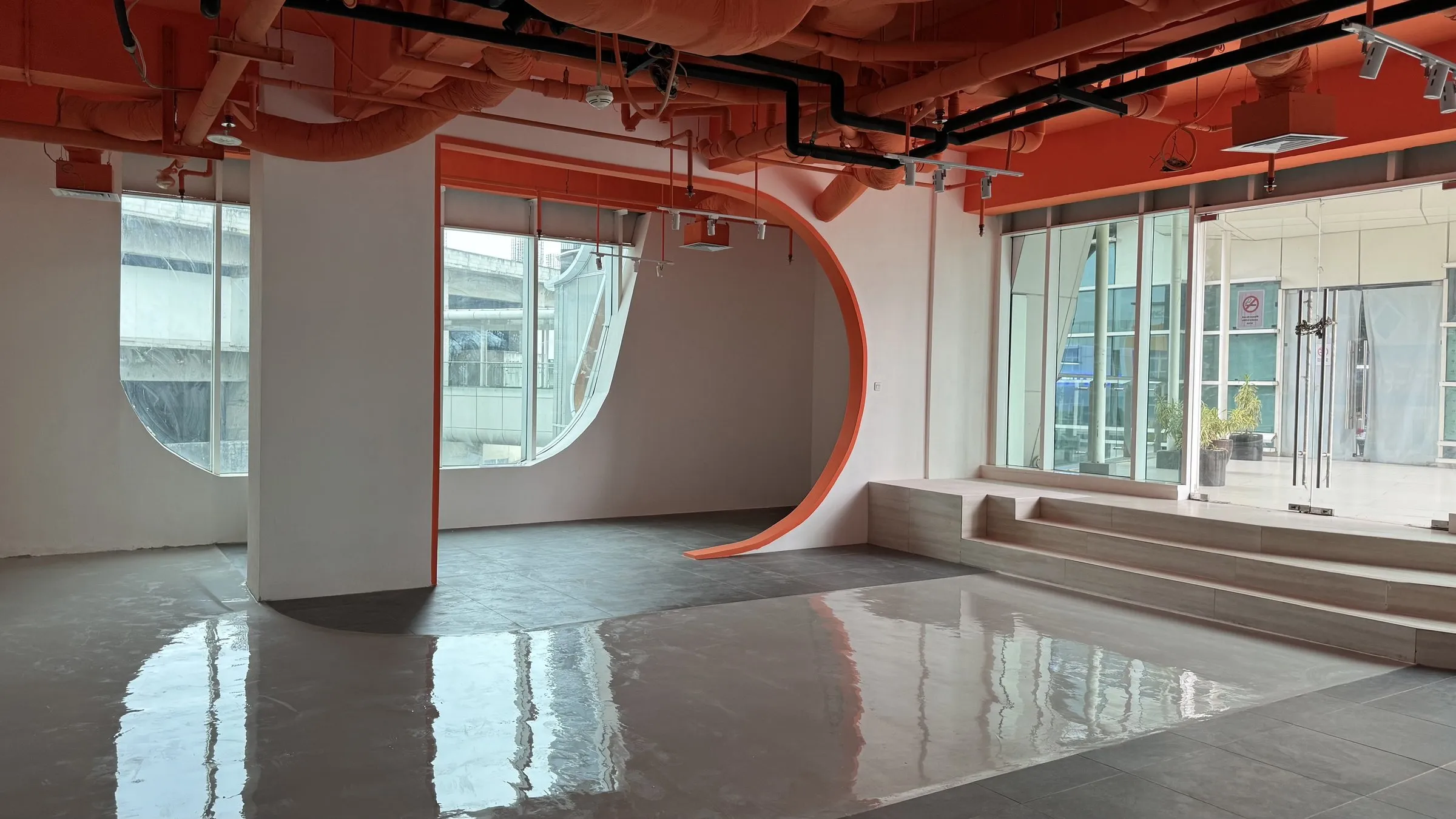 Arch marker — F-Commerce Extended Office