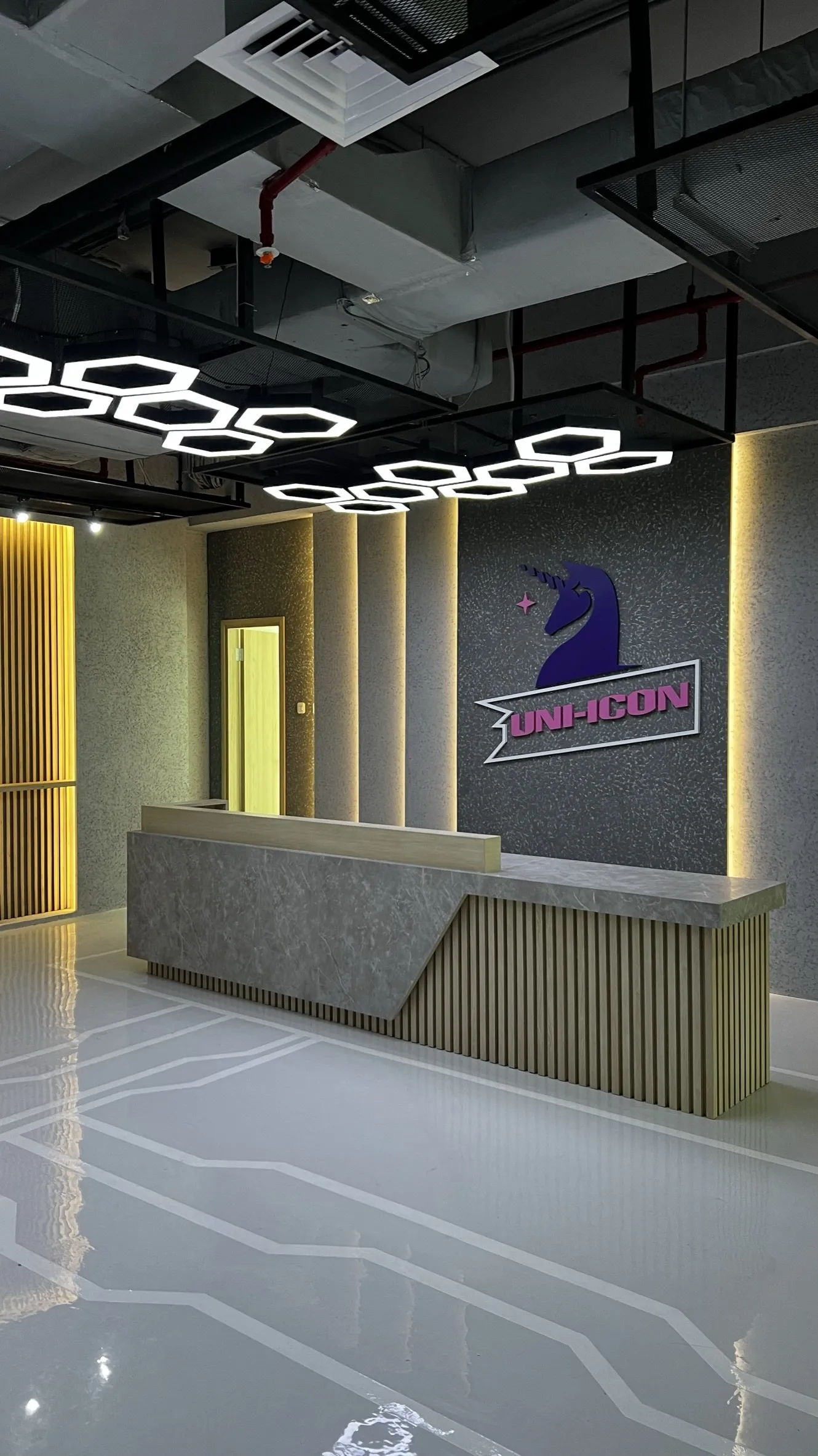 Uni Icon Office